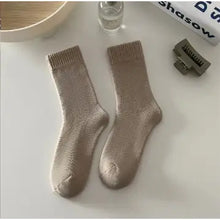 Load image into Gallery viewer, Cozy Velvet Socks