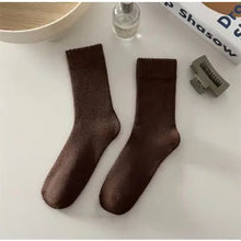 Load image into Gallery viewer, Cozy Velvet Socks