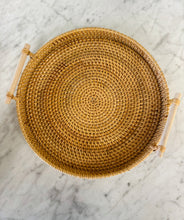 Load image into Gallery viewer, Round Wicker Tray
