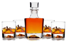 Load image into Gallery viewer, Whiskey Decanter &amp; Whiskey Glass Set
